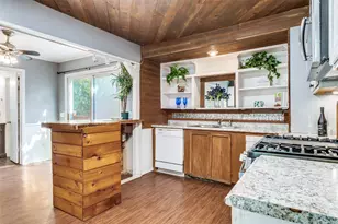 721 W A Denton Dr, Van Alstyne, TX 75495 - Photo 12