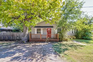 721 W A Denton Dr, Van Alstyne, TX 75495 - Photo 2