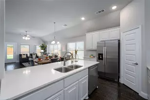 14549 Flossie St, Pilot Point, TX 75009 - Photo 8