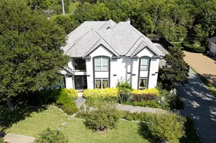 3015 Forestwood Dr, Arlington, TX 76006 - Photo 2