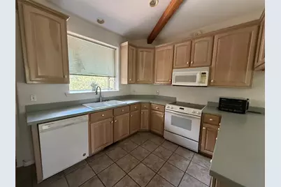 104 Pawnee Trail, Gainesville, TX 76240 - Photo 18