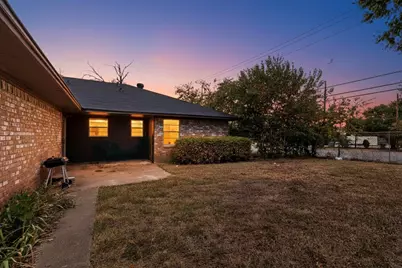 702 Rea Avenue, Lancaster, TX 75146 - Photo 4