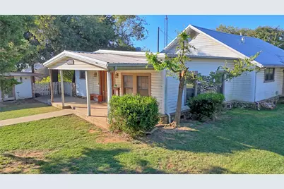 500 E Herndon Street, Saint Jo, TX 76265 - Photo 4