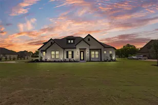 4418 Lake Breeze Dr, McKinney, TX 75071 - Photo 2