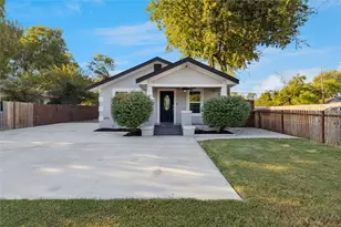 3000 Burchill Rd S, Fort Worth, TX 76105 - Photo 2