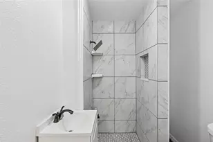 3000 Burchill Rd S, Fort Worth, TX 76105 - Photo 18