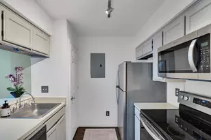 3206 S Fielder Rd, Arlington, TX 76015 - Photo 18