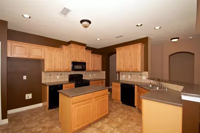 1736 Kittyhawk Drive, Little Elm, TX 75068 - Photo 4