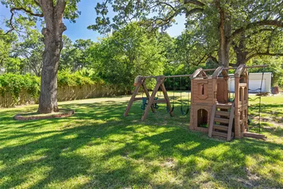 6304 Joe Ramsey Boulevard E, Greenville, TX 75402 - Photo 32