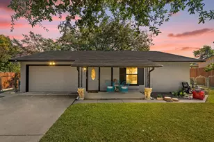 912 Crockett St, Midlothian, TX 76065 - Photo 1