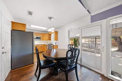 912 Crockett Street, Midlothian, TX 76065 - Photo 8