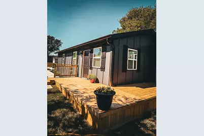 600 Loggins Street, Ennis, TX 75119 - Photo 2