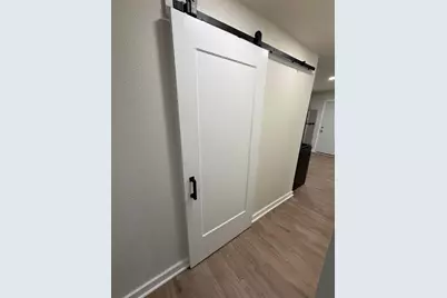 600 Loggins Street, Ennis, TX 75119 - Photo 8