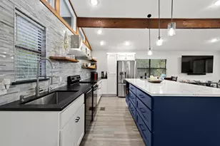 207 Wales Dr, Pottsboro, TX 75076 - Photo 10