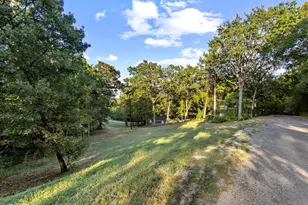 207 Wales Dr, Pottsboro, TX 75076 - Photo 38