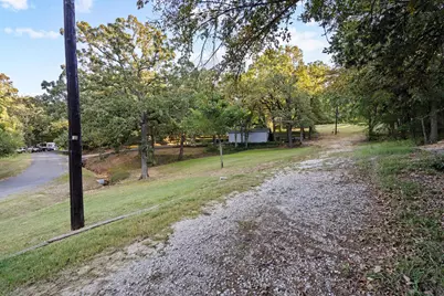 207 Wales Drive, Pottsboro, TX 75076 - Photo 38