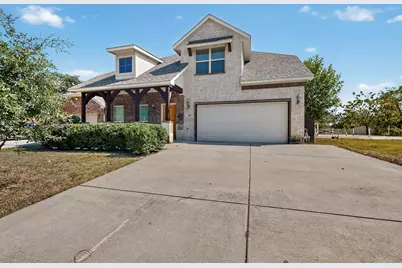700 N Irving Heights Drive, Irving, TX 75061 - Photo 2