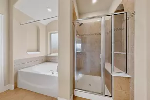 700 N Irving Heights Dr, Irving, TX 75061 - Photo 28