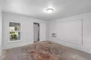 512 Tyler St, Waco, TX 76704 - Photo 4