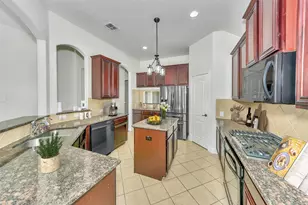 302 Red Eagle Trail, Hudson Oaks, TX 76087 - Photo 4