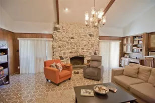 6602 Sabrosa Ct E, Fort Worth, TX 76133 - Photo 6