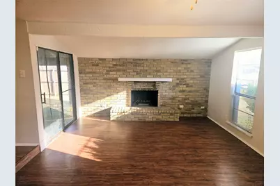 4708 Woodfield Drive, Arlington, TX 76016 - Photo 2