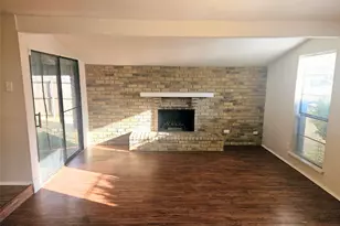 4708 Woodfield Dr, Arlington, TX 76016 - Photo 2