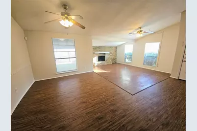 4708 Woodfield Drive, Arlington, TX 76016 - Photo 4