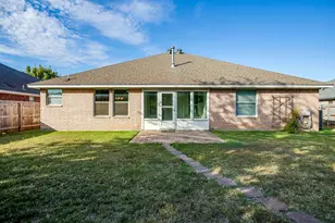 706 Hill Ln, Cleburne, TX 76033 - Photo 38