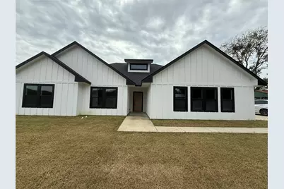 114 Trailridge Drive, Corsicana, TX 75110 - Photo 1