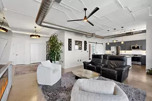 1001 Belleview St, Dallas, TX 75215 - Photo 2