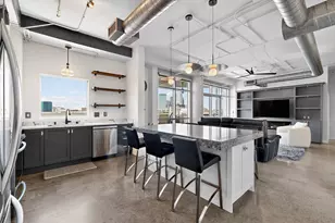 1001 Belleview St, Dallas, TX 75215 - Photo 6