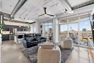 1001 Belleview St, Dallas, TX 75215 - Photo 2