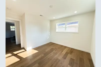 1326 Stevens Ridge Drive, Dallas, TX 75211 - Photo 26