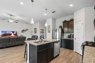 8812 Landergin Mesa Dr, Fort Worth, TX 76131 - Photo 4