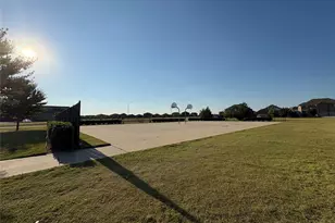 8812 Landergin Mesa Dr, Fort Worth, TX 76131 - Photo 16