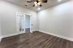 1029 Freedom Ct, Weatherford, TX 76088 - Photo 8