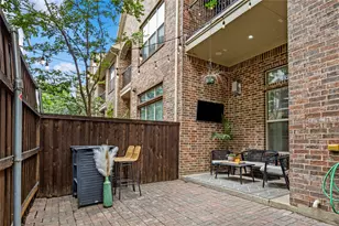 2205 Eriksson Ln, Dallas, TX 75204 - Photo 18