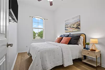 2205 Eriksson Lane, Dallas, TX 75204 - Photo 16