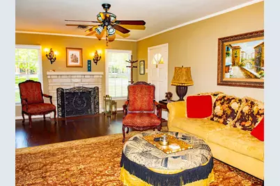 6216 Mercedes Avenue, Dallas, TX 75214 - Photo 2