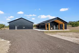 388 Fern Valley Rd, Waco, TX 76708 - Photo 2