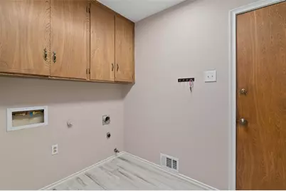 8815 Bretshire Drive, Dallas, TX 75228 - Photo 28