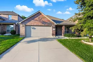 10120 Long Branch Dr, McKinney, TX 75071 - Photo 2