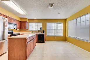 4153 Stinwick, Grand Prairie, TX 75052 - Photo 6