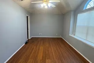 4153 Stinwick, Grand Prairie, TX 75052 - Photo 6