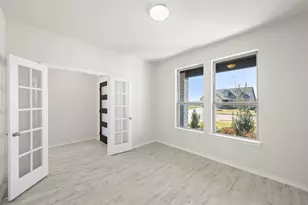 720 Scarlet Sage Dr, Waxahachie, TX 75165 - Photo 4