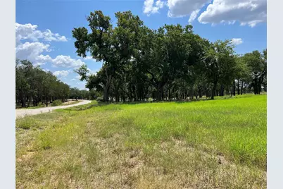 101 Pharris Court, Weatherford, TX 76087 - Photo 4