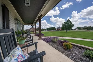 13101 Willow Tree Ct, Fort Worth, TX 76052 - Photo 4