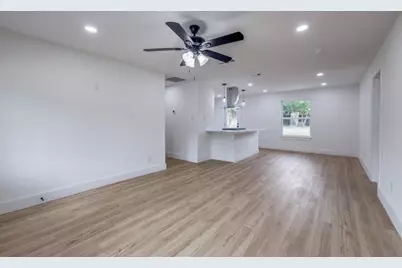 910 Darlene Lane, Arlington, TX 76010 - Photo 6