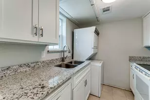 5881 Preston View Blvd, Dallas, TX 75240 - Photo 6